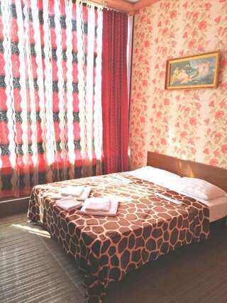 Гостевой дом Домик на Акациях Адлер Стандартный двухместный номер с 1 кроватью или 2 отдельными кроватями-39